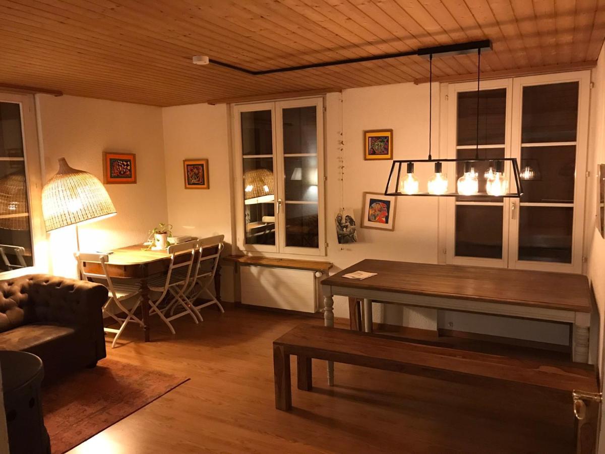 Appartamento Simple Flat 72 M2 In The Centre Of Burgdorf With Private Parking Esterno foto
