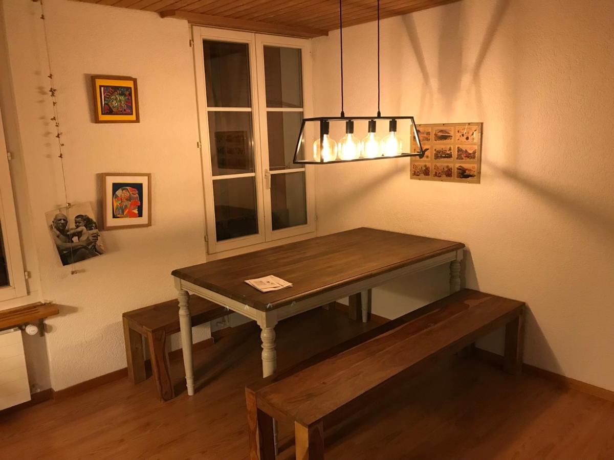 Appartamento Simple Flat 72 M2 In The Centre Of Burgdorf With Private Parking Esterno foto